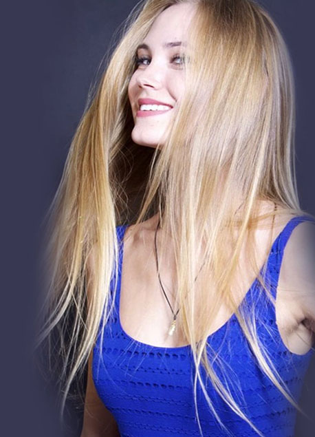 Senior Stylist Zaine